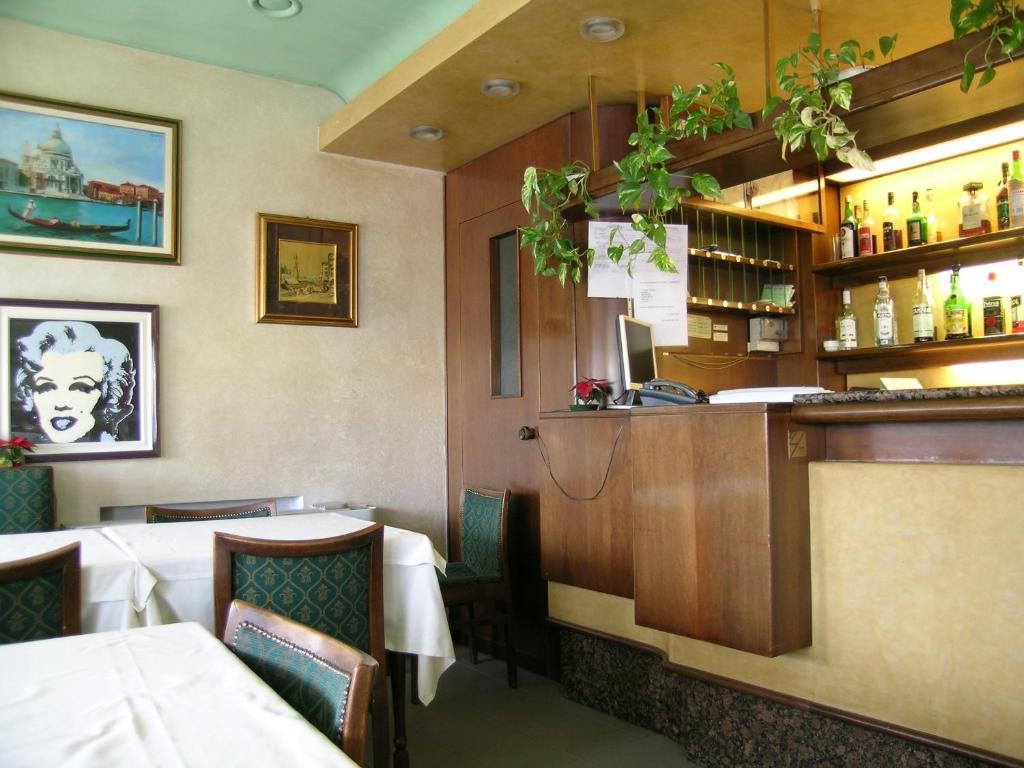 Hotel Da Vito Campagna Lupia Dış mekan fotoğraf
